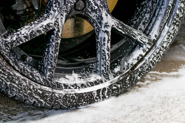 【コラム】冬の時期のおすすめ洗車方法とは？